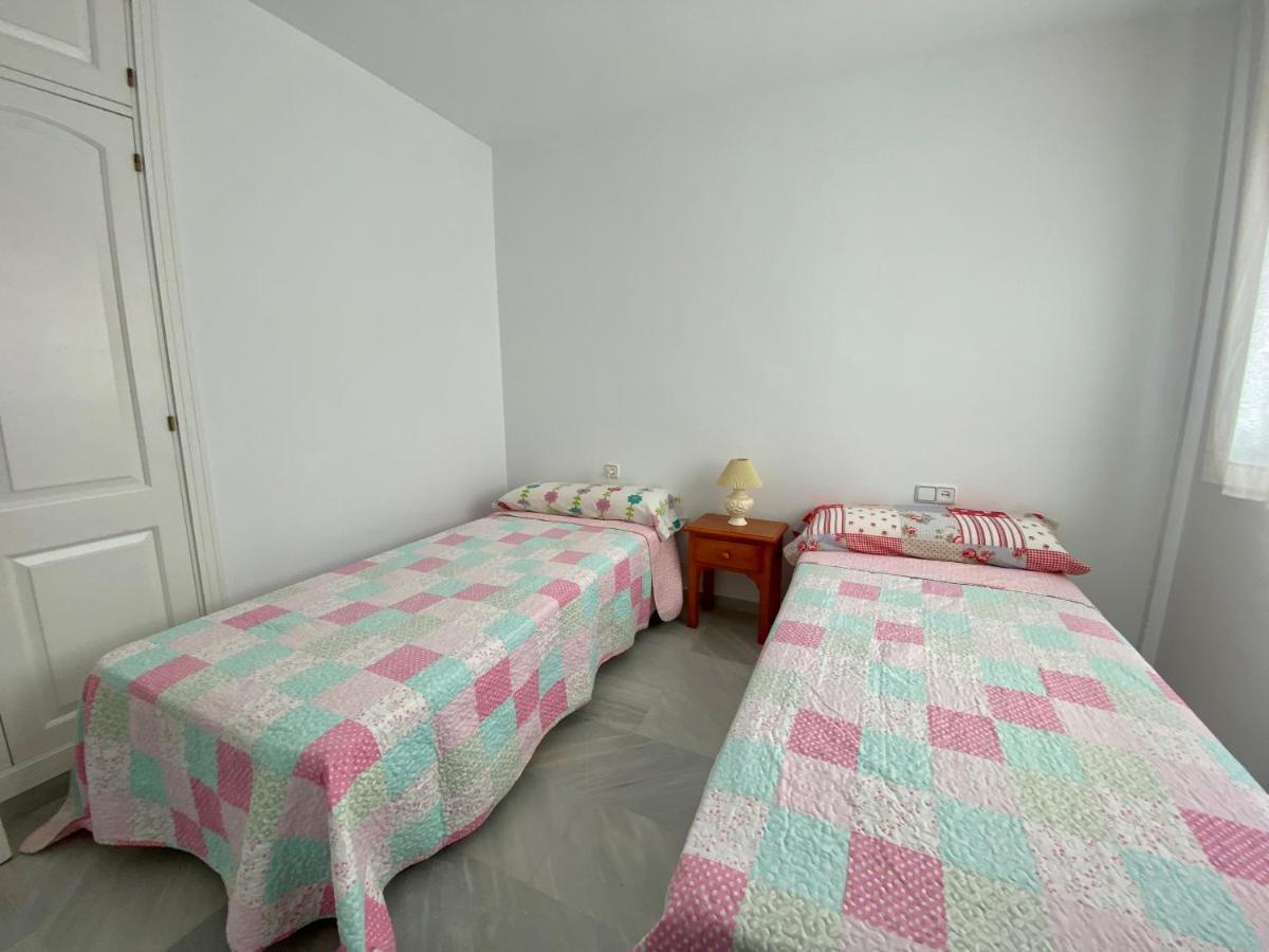 Entre Hoyos Y La Playa Grupo Ac Gestion Villa Novo Sancti Petri Bagian luar foto