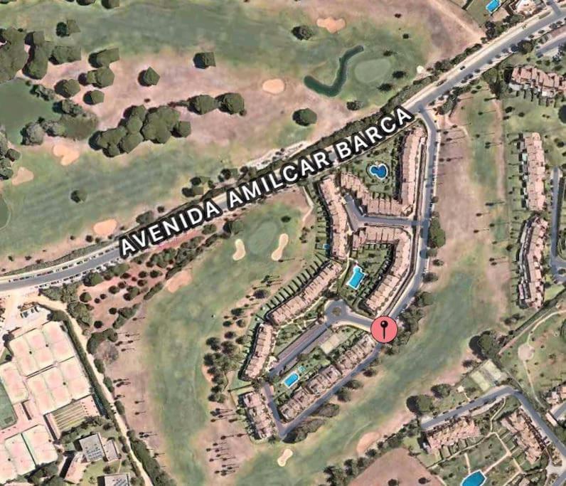 Entre Hoyos Y La Playa Grupo Ac Gestion Villa Novo Sancti Petri Bagian luar foto
